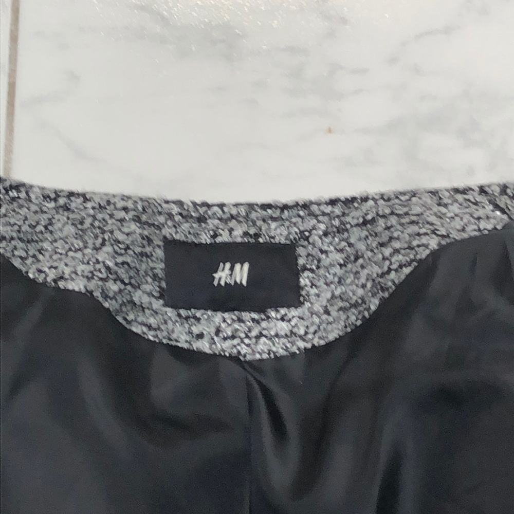 H&M Blazer - Picture 4 of 6